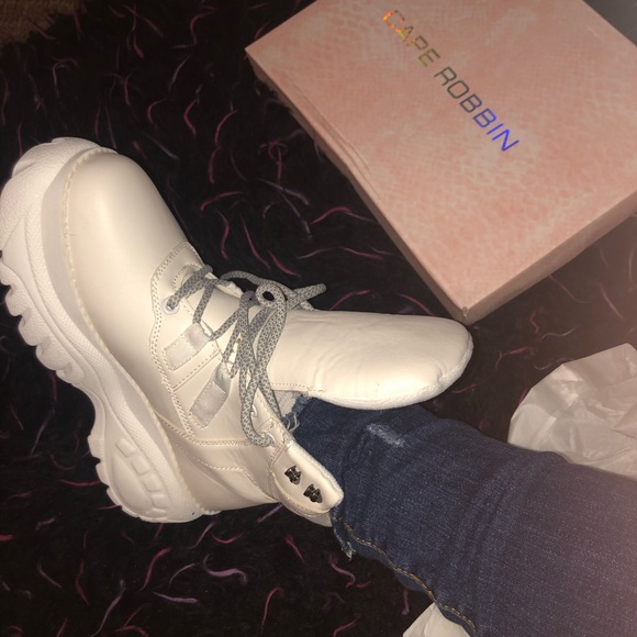 90s Rocker Chunky Lace Up Boots - Picture 2 of 7